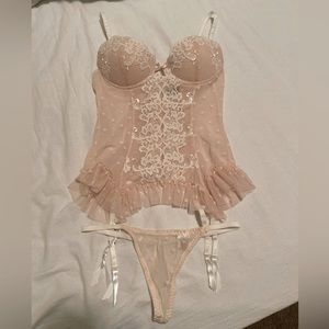 NWOT! CINEMA ETOILE Lingerie!